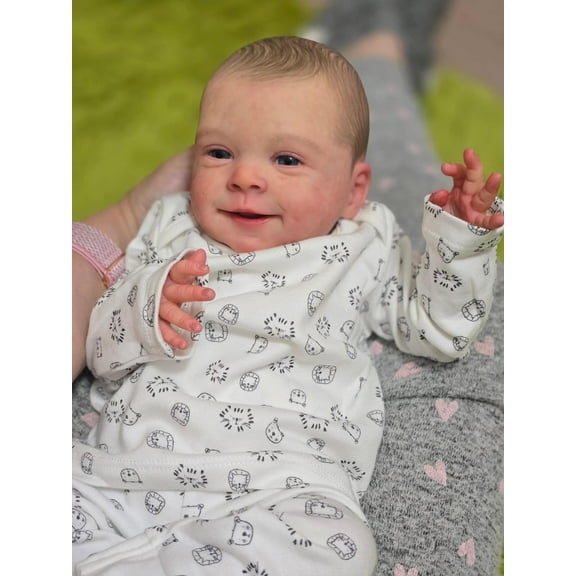 iCradle Adorable Smiling Lifelike Reborn Baby Dolls 18 Inch 46 cm Cuddly Newborn Babies Handmade Cloth Body Painted Hair Birthday Gift for Kids 3+