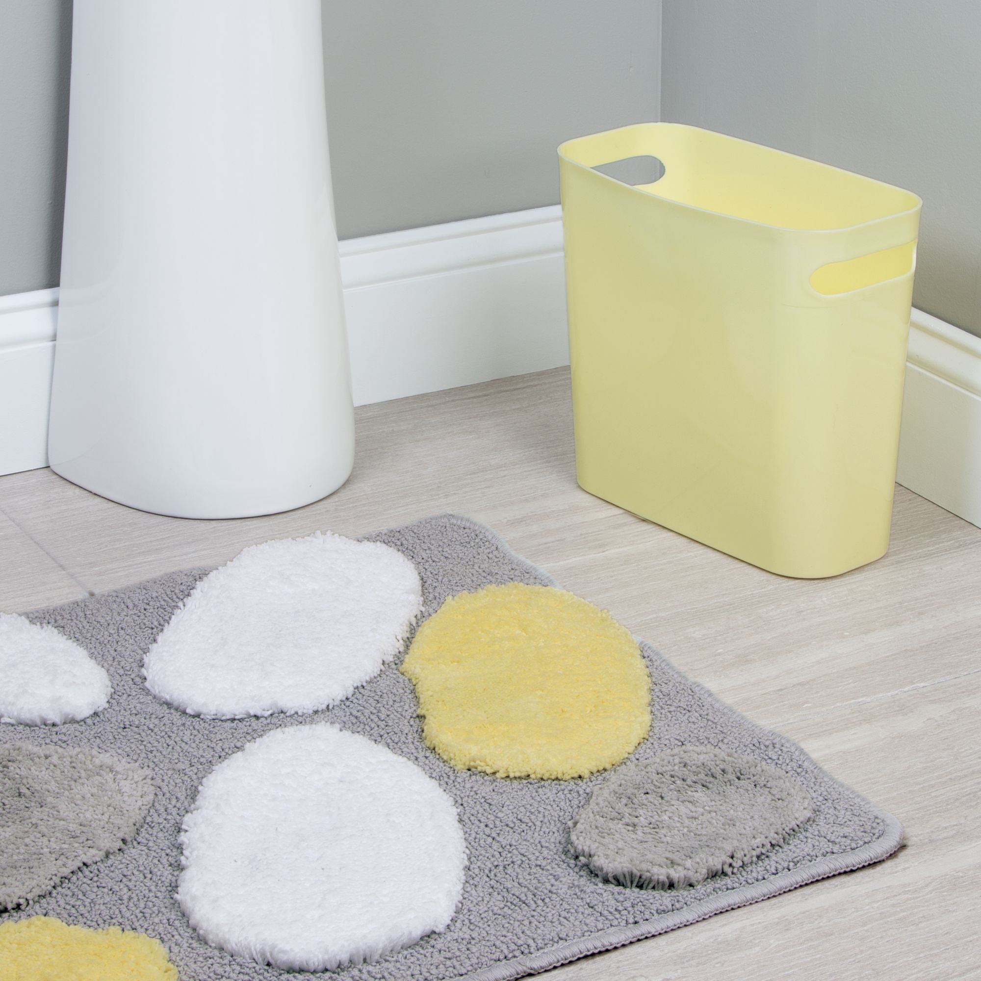 iDesign Pebblz Microfiber Polyester Bath Rug, Yellow/Gray, 34" x 21 ...