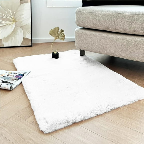 iLieber Faux Rabbit Soft Fluffy Fur 2x3 White Area Rug,Washable Rugs Bedside Rug Plush Rug Nursery Rug for Living Room Bedroom Teen Room