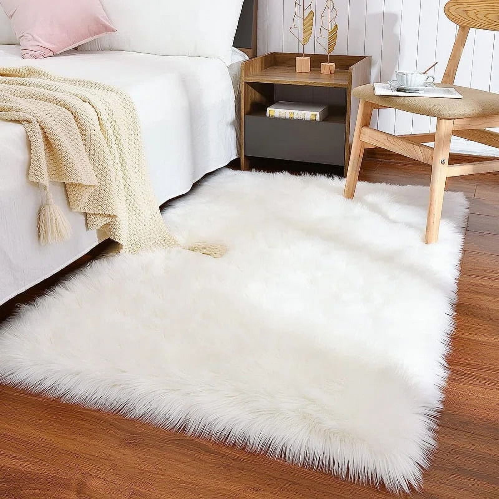 iLieber Sheepskin Soft Fluffy Fur 3x5 White Area Rug, Fuzzy Rug ...