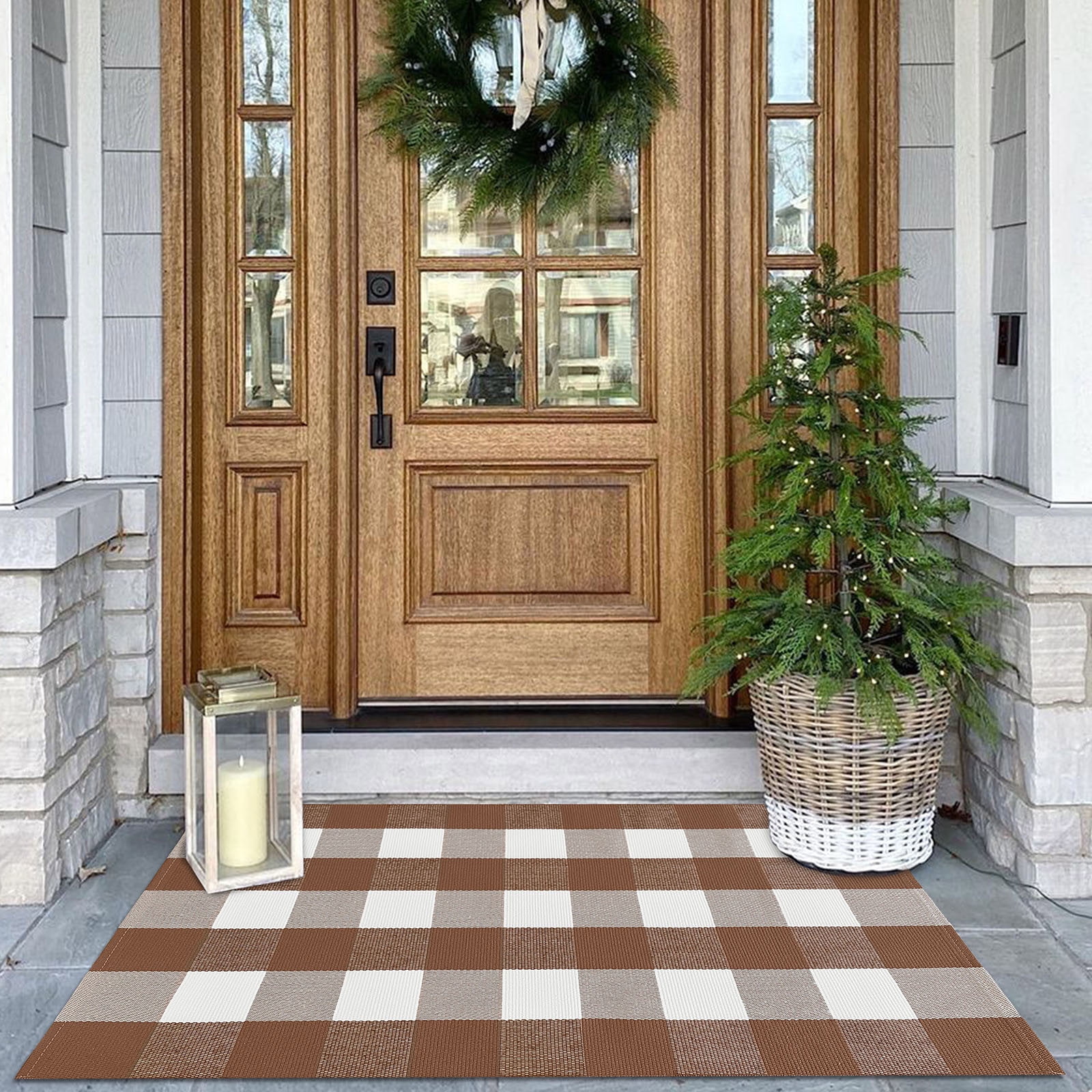 iOhouze Buffalo Plaid Outdoor Rugs Coffee and White 2.3'x3.6' Area Rug, Cotton Hand-Woven Washable Front Door Mat Indoor Outdoor Check Rugs for Front Porch Kitchen Entryway Patio Bathroom