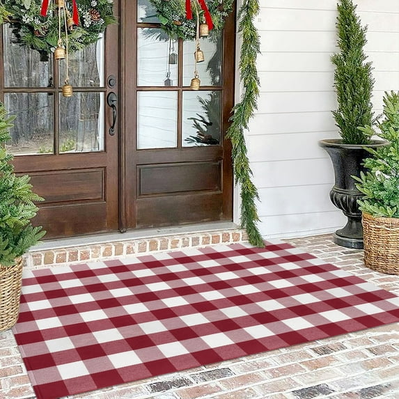 iOhouze Christmas Rug 4x6 White and Red Outdoor Rugs Washable Cotton Checkered Rug Outdoor Indoor Area Rugs Welcome Mats for Front Door Farmhouse Entryway Home Entrance