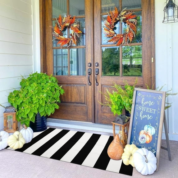 iOhouze Outdoor Rug 2x4.3 ft Washable Black and White Striped Runner Rug Farmhouse Hallway Runner Rug Hand Woven Cotton Outdoor Rug for Front Door Porch Patio