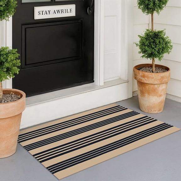 iOhouze Outdoor Rugs Black and Brown Striped Porch Rug 2x3 ft Outdoor Doormats Front Door Rug for Front Door Kitchen Hallway Bedroom Laundry Room