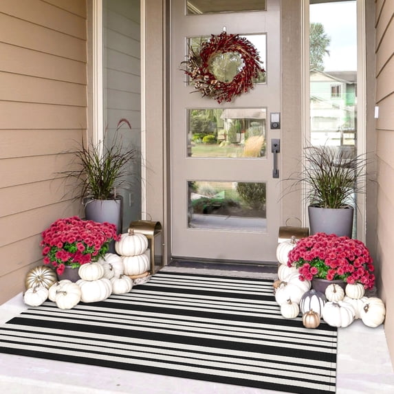 iOhouze Outdoor Rugs Black and White Cotton Striped Area Rug 3x5 ft Washable Indoor Outdoor Washable Floor Layered Door Mat Carpet Rug