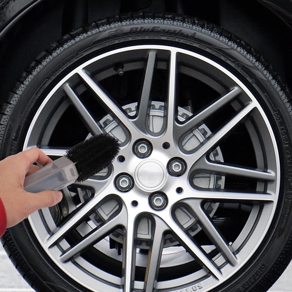 ibasenice Reliable Auto Lug Nut Brush for Car Tire Rim Cleaning with Comfortable Handle