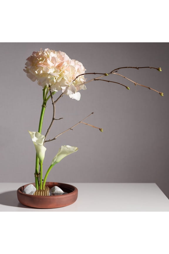 Golden Metal Base for Floral Arrangements, 1 Piece, Sturdy and Design