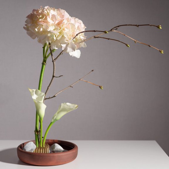 ifundom Golden Metal Base for Floral Arrangements, 1 Piece, Sturdy and Design