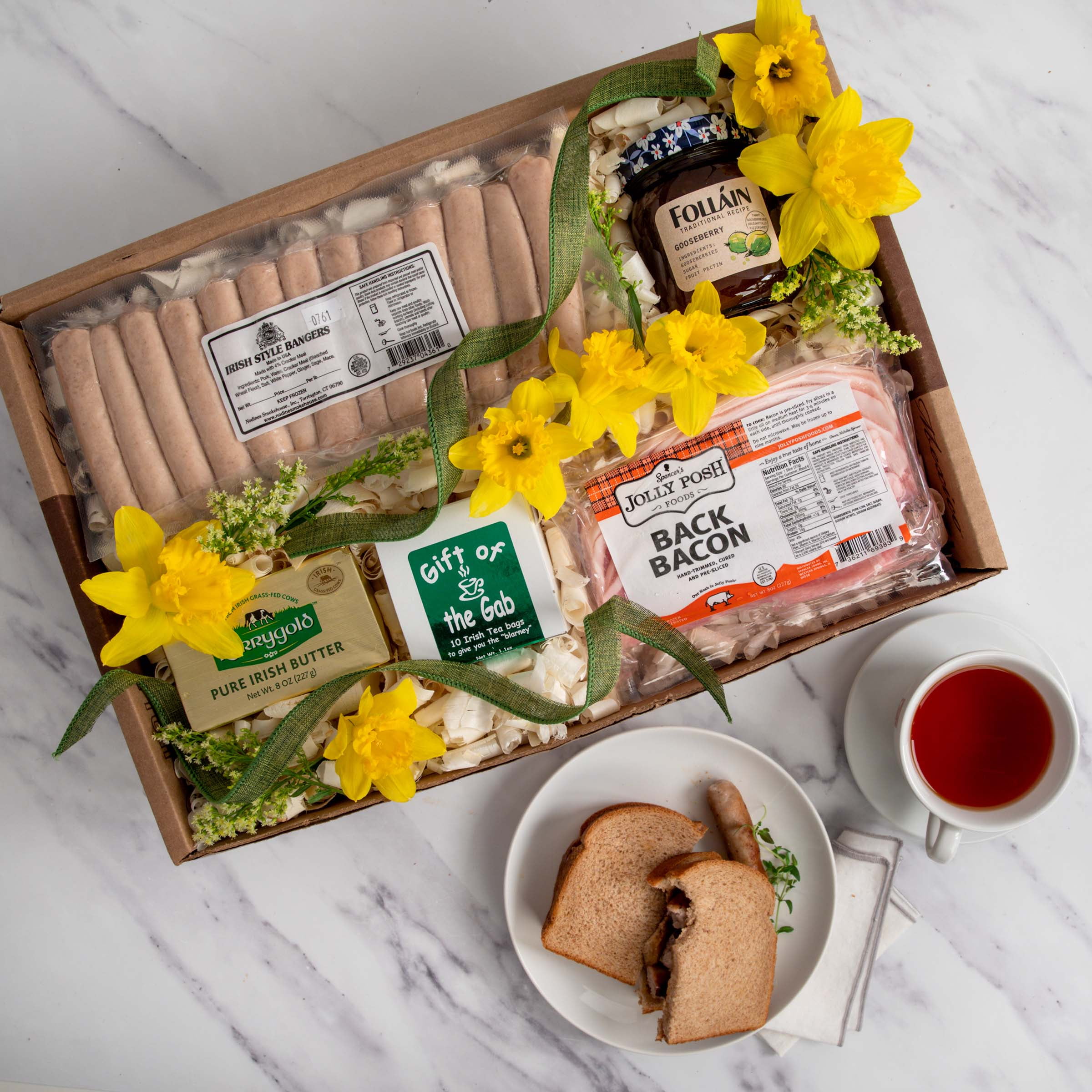 igourmet Full Irish Breakfast Gift Basket - Perfect For St. Patrick's Day-  Irelands Best Breakfast Foods, From Irish Back Bacon, Black Pudding And  Bangers To Butter, Delicious Irish Jam And Tea 