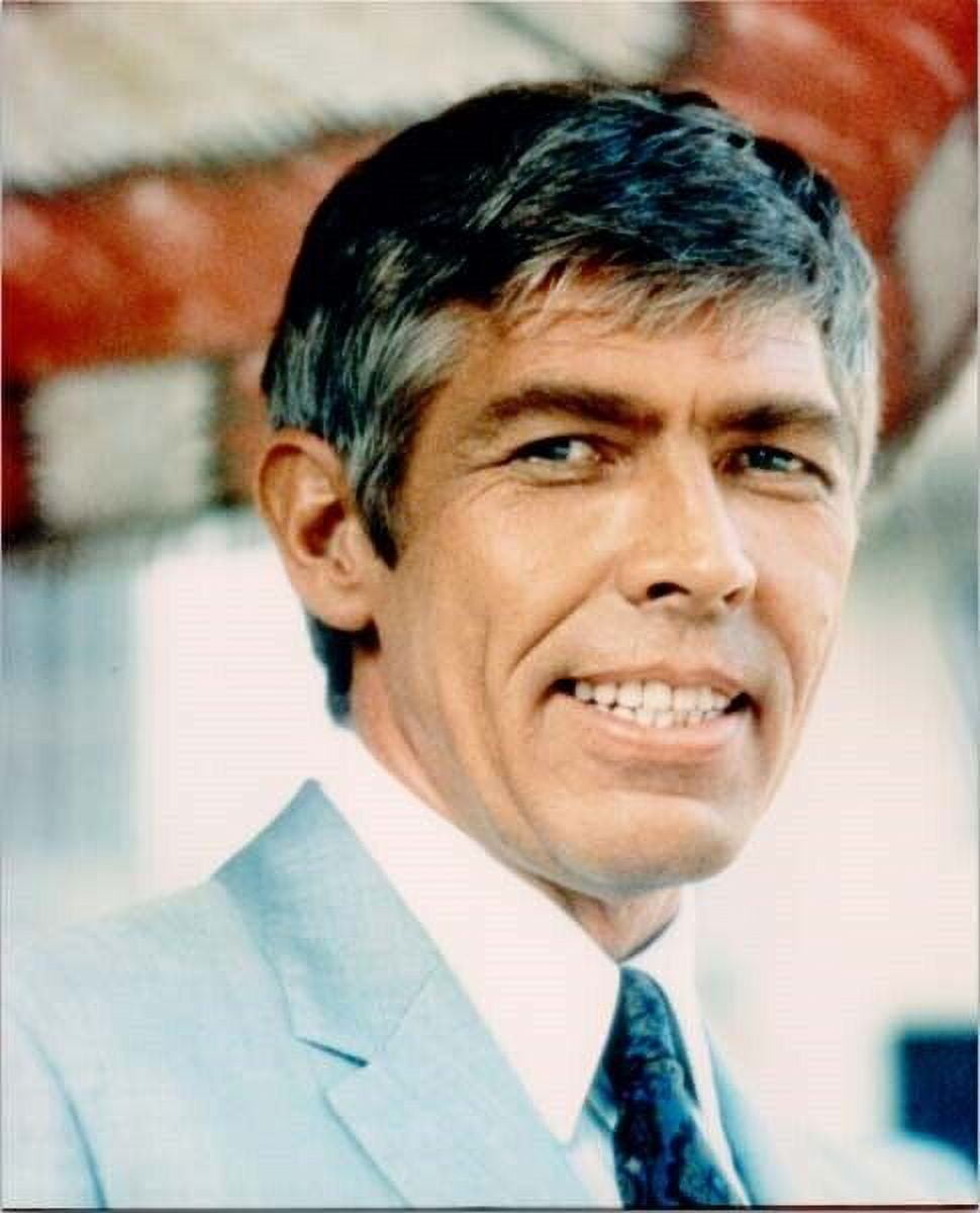 james Coburn classic and debonair 1970&rsquo;s era portrait in suit 8x10 inch