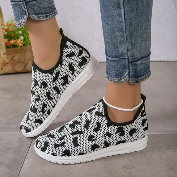 jsaierl Womens Slip On Walking Shoes Non Slip Running Shoes Breathable Workout Shoes Lightweight Gym Sneakers