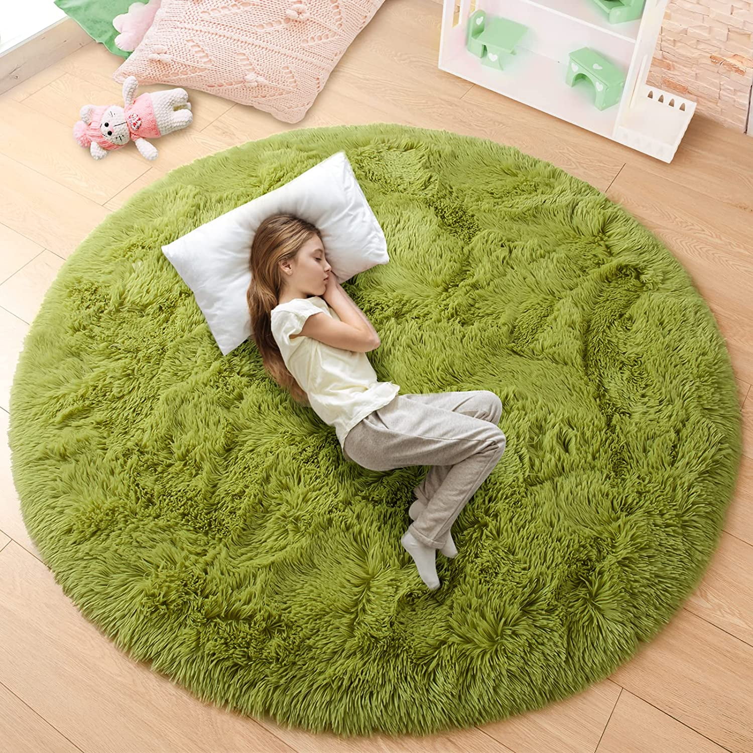 Round rugs for hotsell baby girl nursery