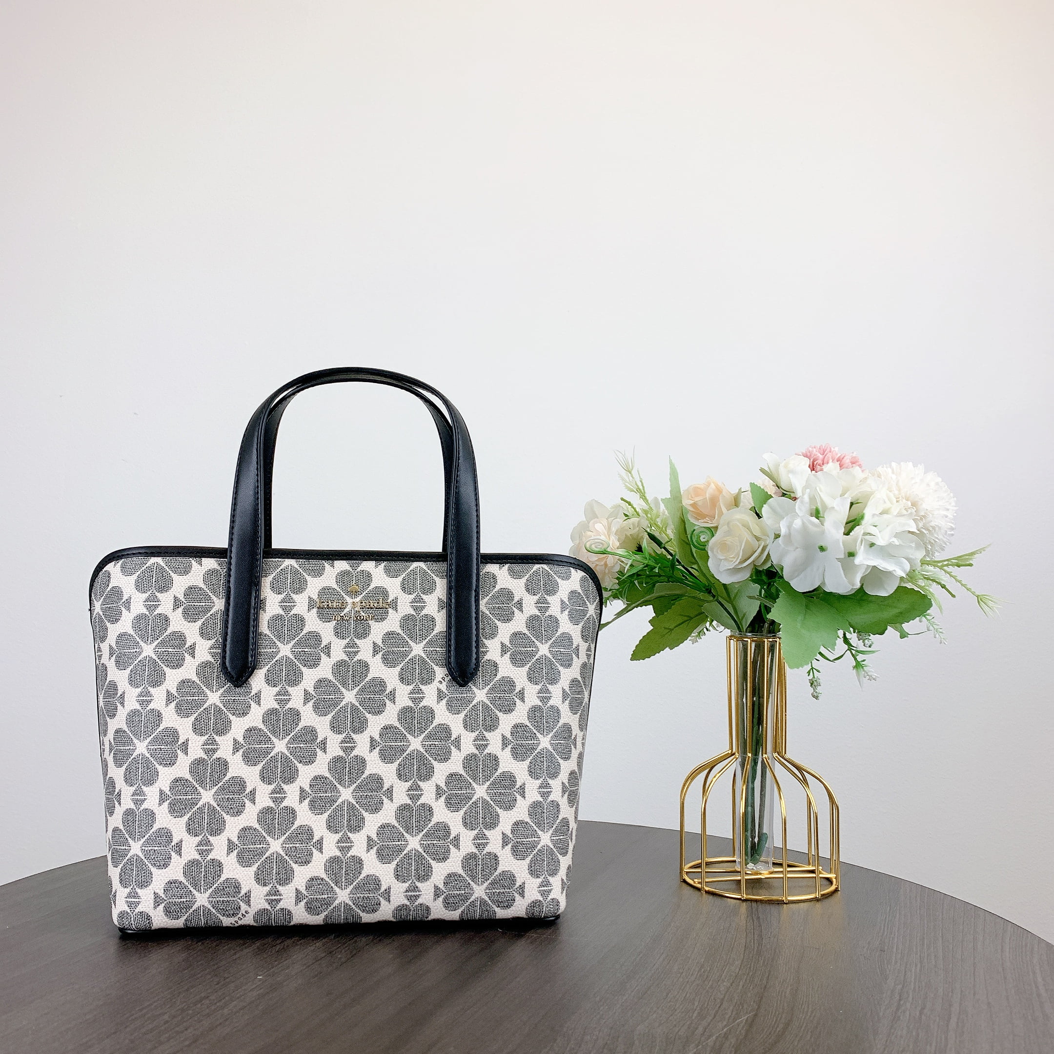 バッグ kate spade lily blooms can small tote kate spade | Bags | Nwtkate Spade Ella Lily Blooms Canvas