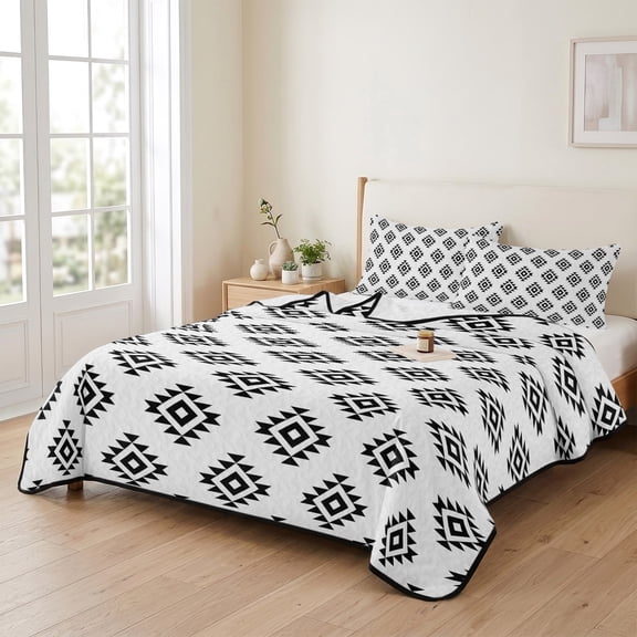 king Quilt Bedding Set, Aztec Tribal Pattern Lightweight Coverlet Summer Comforter Set Soft Microfiber Bedspread, Abstract Retro Ethnic Style Art 3 Piece Quilt Set with 2 Pillow Shams All Seasons Use