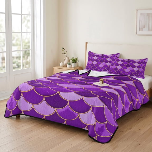 king Quilt Bedding Set, Purple Gradient Fish Scale Lightweight Coverlet Summer Comforter Set Soft Microfiber Bedspread, Abstract Coastal Wave 3 Piece Quilt Set with 2 Pillow Shams All Seasons Use