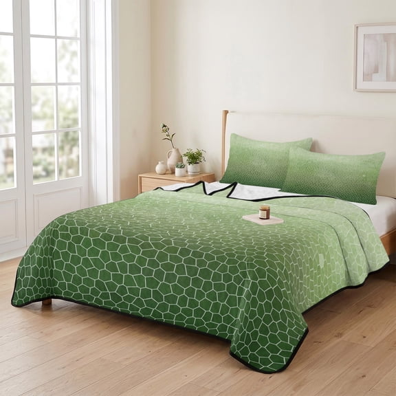 king Quilt Bedding Set, Sage Green Gradient Plaid Lightweight Coverlet Summer Comforter Set Soft Microfiber Bedspread, Natural Forest Theme 3 Piece Quilt Set with 2 Pillow Shams All Seasons Use