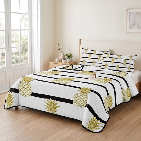 king Quilt Bedding Set, Summer Gold Pineapple Black White Stripes Lightweight Coverlet Summer Comforter Set Soft Microfiber Bedspread, Tropical Fruit Seamless 3 Piece Quilt Set with 2 Pillow Shams