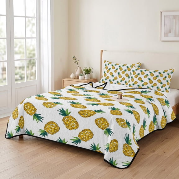 king Quilt Bedding Set, Summer Yellow Pineapple Seamless Lightweight Coverlet Summer Comforter Set Soft Microfiber Bedspread, Farmhouse Tropical Fruit 3 Piece Quilt Set with 2 Pillow Shams