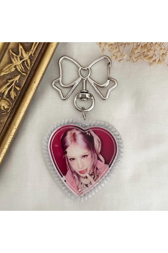 kpop keychain | handmade | custom (1 keychain)