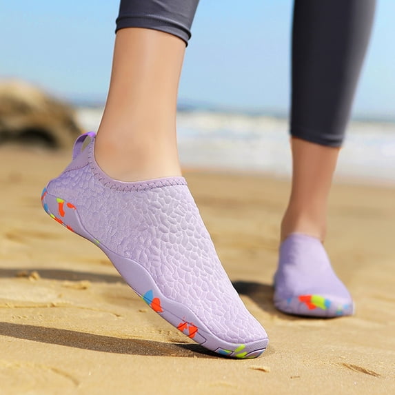 lnmuld Men Women Water Shoes Anti- Cut Resistant Shoes for Beach Diving Snorkeling Color:Purple,Size:39