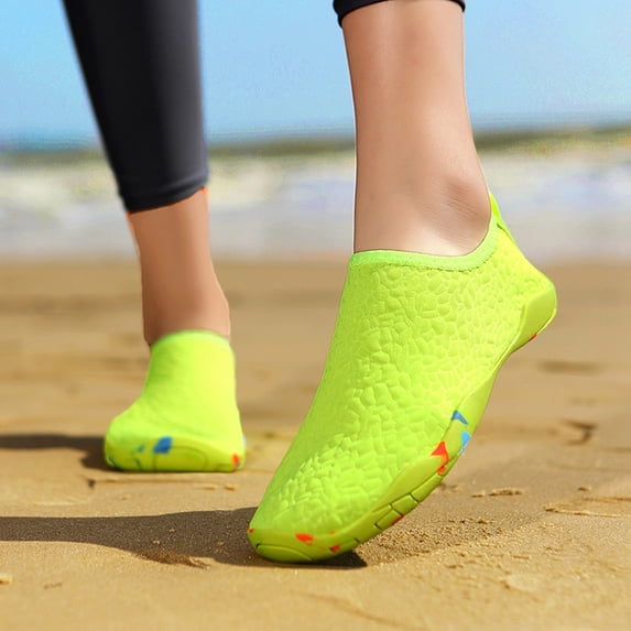 lnmuld Solid Mens Womens Scale Pattern Slip on Non Slip Water Aqua Shoes for Beach Snorkeling Outdoor Sports Green,38