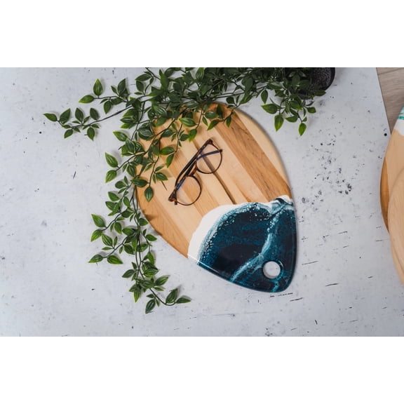 lynn & liana designs Navy White Maple Tear Charcuterie Board