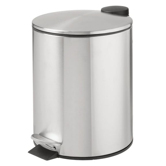 mDesign Round Metal 1.3 Gal Step Trash Can, Lid, Removable Liner, Brushed/Chrome