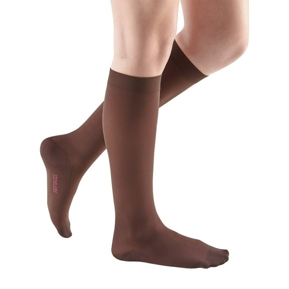 mediven comfort for Men & Women, 15-20 mmHg Calf High Closed Toe Compression Stockings, Chocolate, IV-Petite
