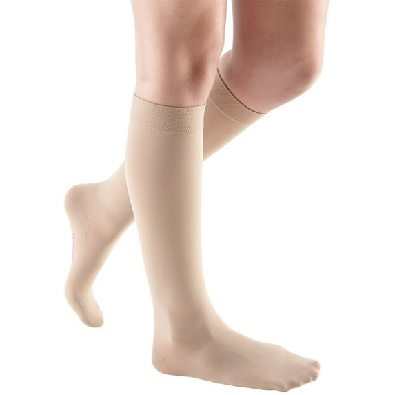 mediven comfort for Men & Women, 15-20 mmHg Calf High Closed Toe Compression Stockings, Sandstone, V-Petite