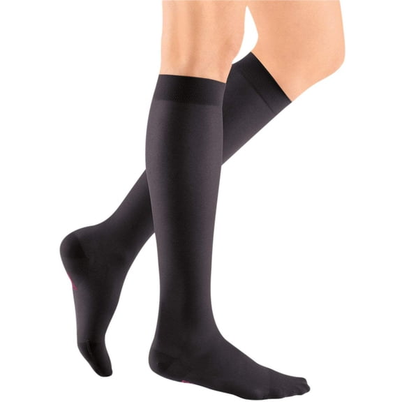 mediven sheer & soft for Women, 20-30 mmHg Calf High Closed Toe Compression Stockings, Ebony, I-Standard