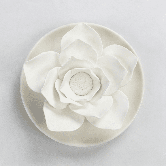 mirlewaiy Lotus Flower Essential Oil Diffuser, Ceramic Passive Aromatherapy Ornament with TrayStyle8