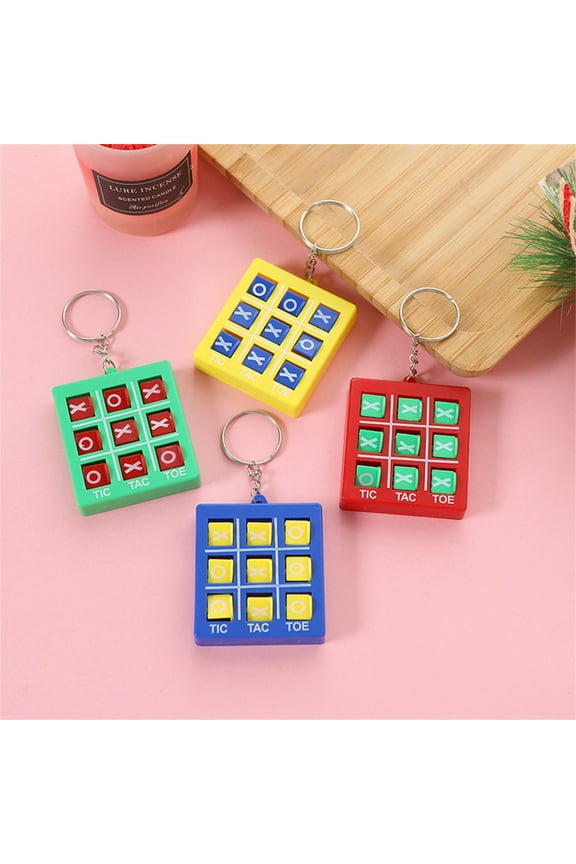 Tic-Tac-Toe Keychain Game - Mini Travel Toy with Metal Chain, Abs Plastic Pieces, Stress Relief & Learning Fun - Random Color