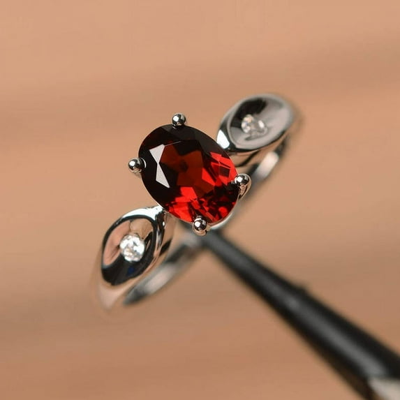 natural garnet ring wedding ring January birthstone oval cut gemstone red gems sterling silver ring