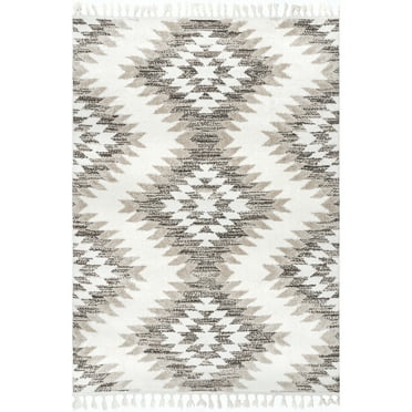 nuLOOM Adelade Aztec High Low Shaggy Tassel Area Rug, 4' x 6', Beige