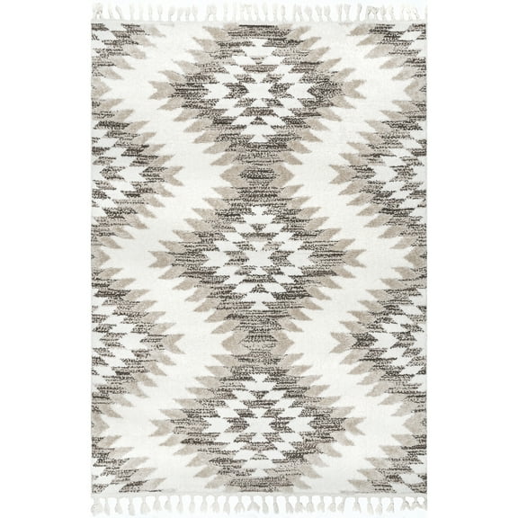 nuLOOM Adelade Aztec High Low Shaggy Tassel Area Rug, 5' 3" x 7' 6", Beige