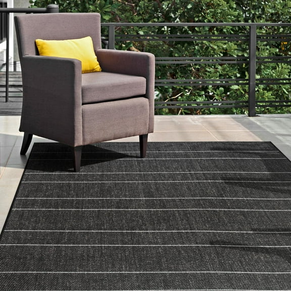 nuLOOM Alaina Indoor/Outdoor Striped Black 3' x 5' Casual Area Rug