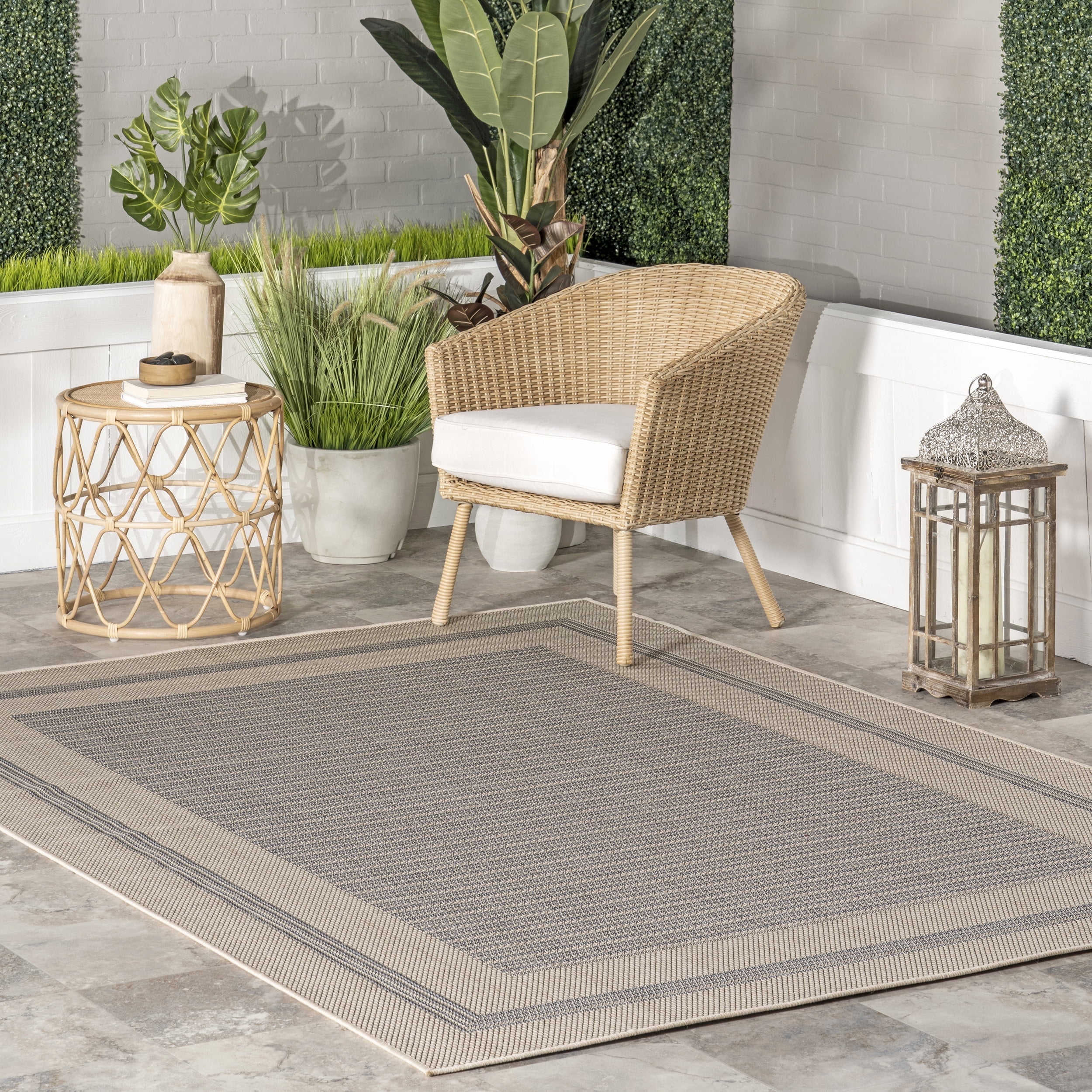 nuLOOM Antonella Bordered Solid Indoor/Outdoor Area Rug, 5' x 8', Beige