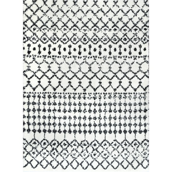 nuLOOM Barbara Moroccan Shag Area Rug, 5' 3" x 7' 7", Ivory