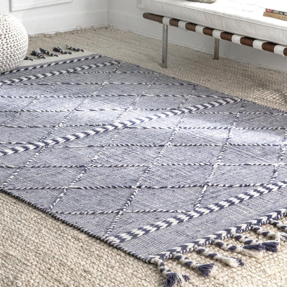 nuLOOM Braided Trellis Jasmine Tassel Area Rug