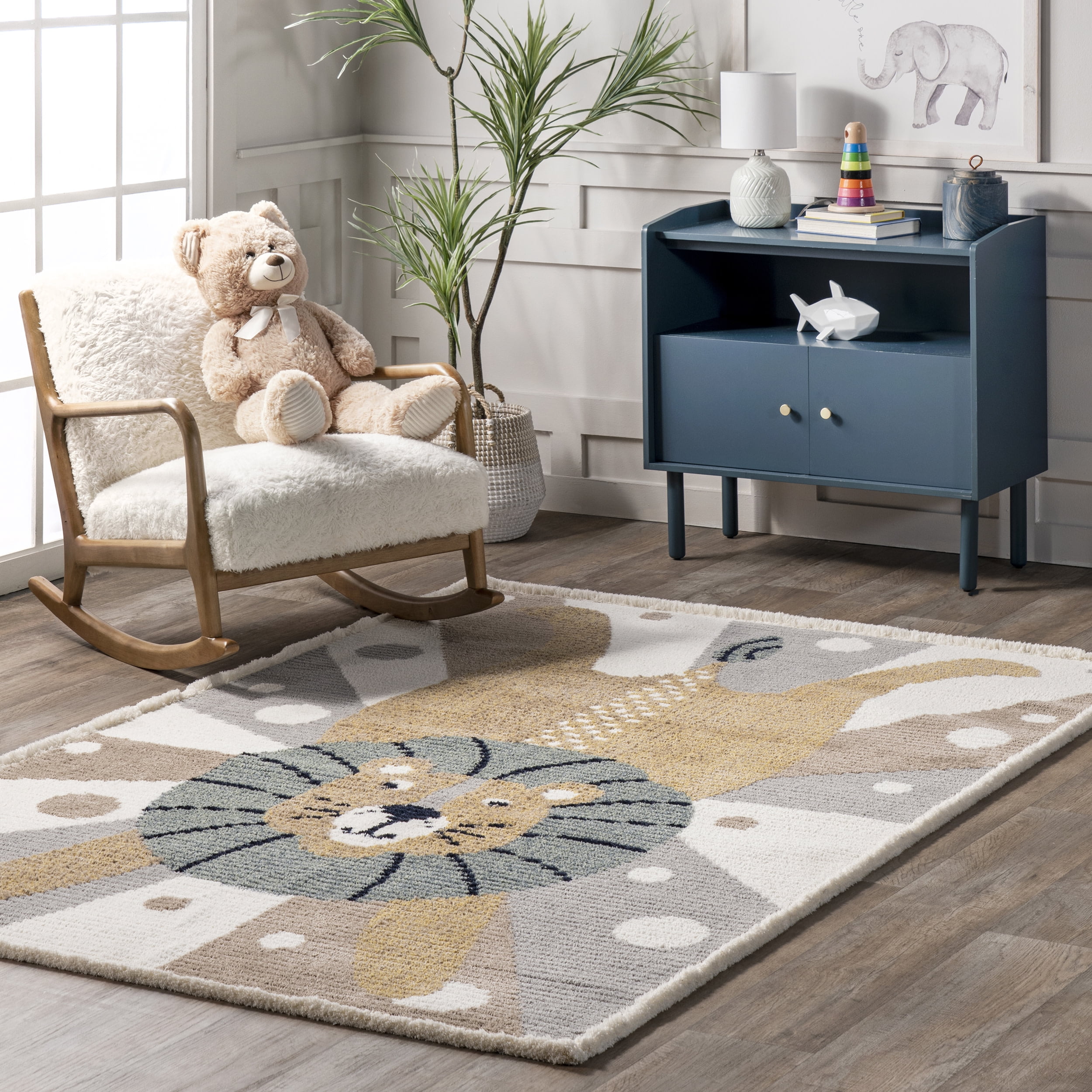 nuLOOM Brodie Cheerful Lion Kids Area Rug, 5' x 7' 6", Light Gray
