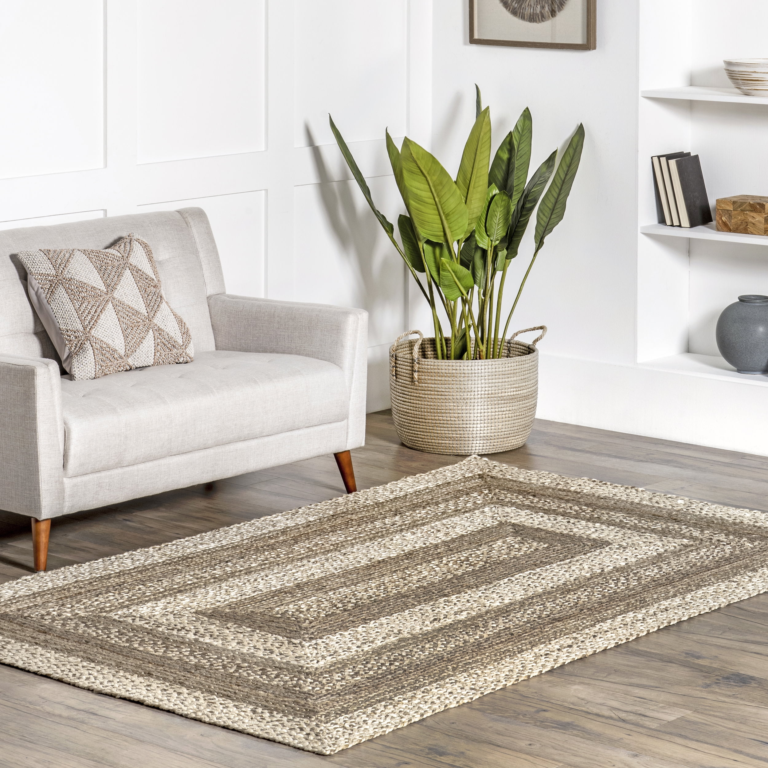 nuLOOM Charlene Braided Border Jute Area Rug, 8' x 10', Natural