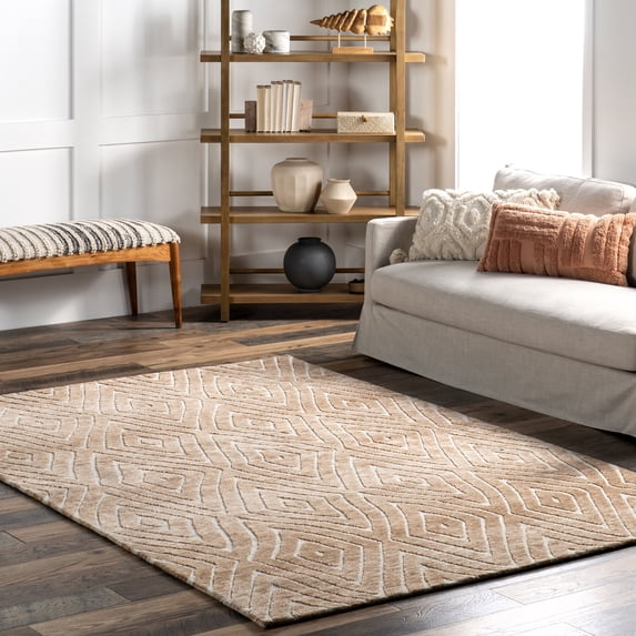 nuLOOM Clarinda Carved Diamond Area Rug, 4' x 6', Beige