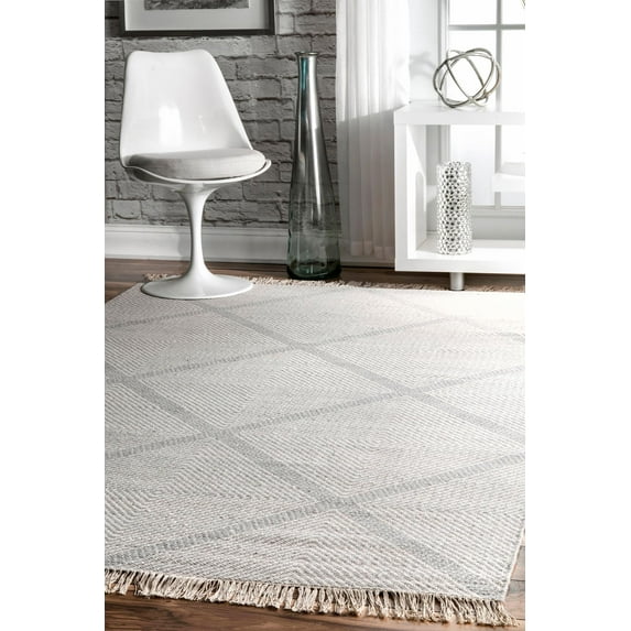 nuLOOM Concetta Trellis Fringe Rug Area Rug