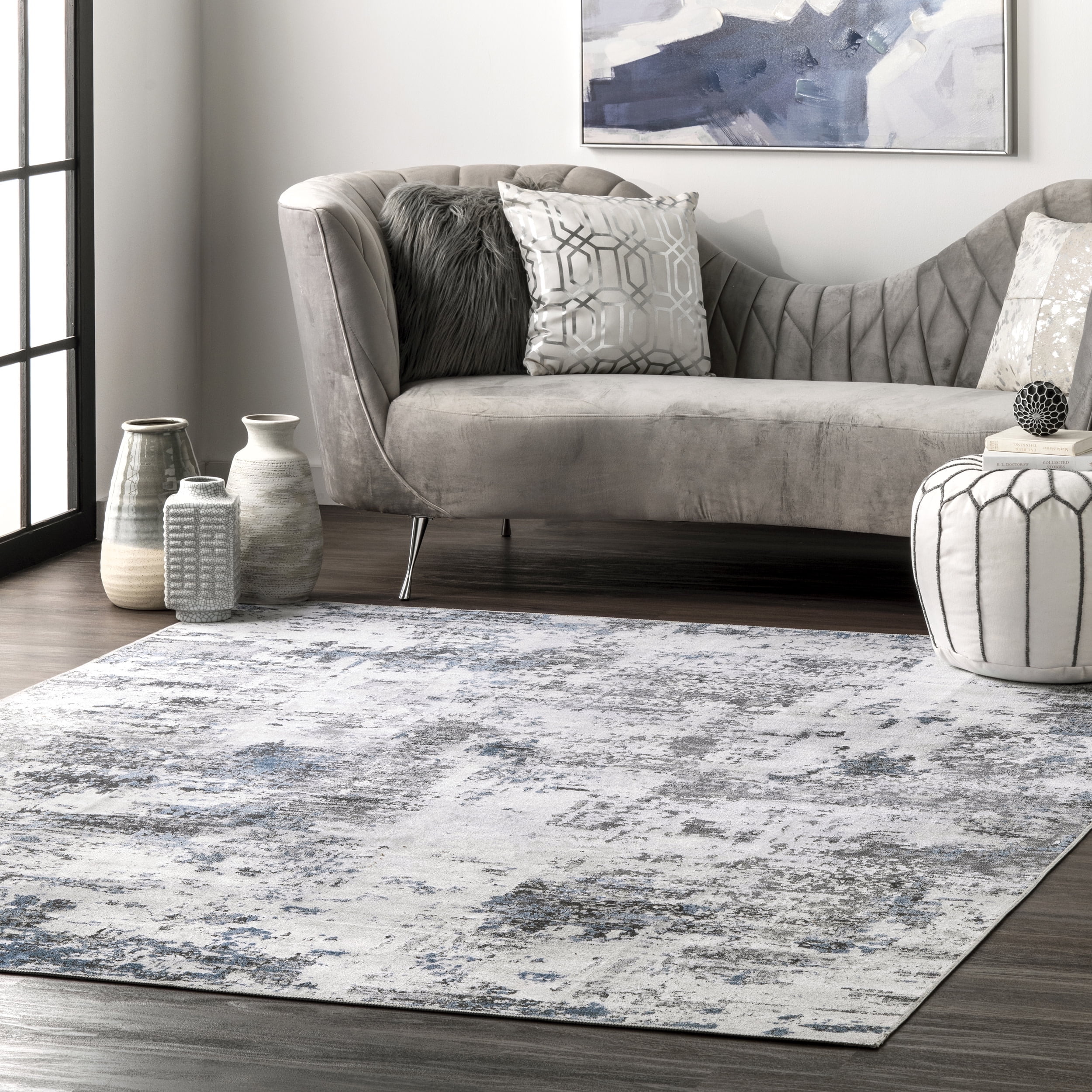 Reversible Abstract Gray Synthetic 4' x 6' Easy-Care Area Rug