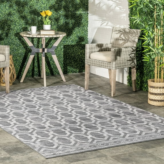 nuLOOM Fae Geometric Machine Washable Indoor/Outdoor Area Rug, 8' x 8', Square, Fae Grey