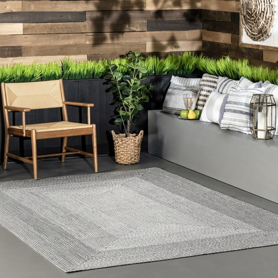 nuLOOM Jayda Braided Ombre Indoor/Outdoor Area Rug, 4' x 6', Jayda Light Grey