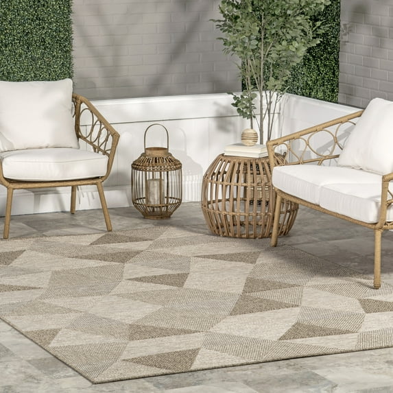 nuLOOM Guinevere Mosaic Indoor/Outdoor Area Rug, 4' 5" x 6' 3", Guinevere Tan