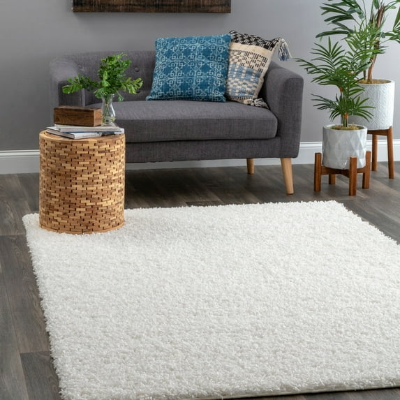 nuLOOM Gwenyth Solid Shag Area Rug, 2' 8" x 8', White