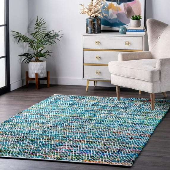 nuLOOM Hand-Woven Chevron Rochell Area Rug