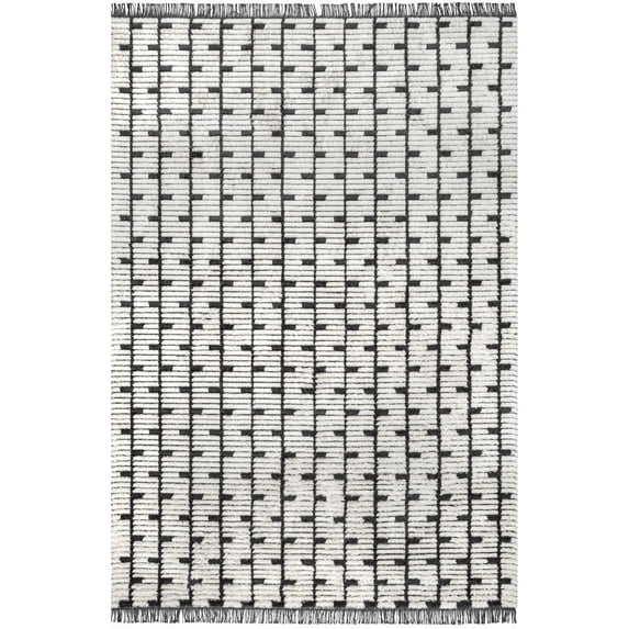 nuLOOM Hayes Soft Shaggy Textured Vine Fringe Area Rug, 5' 3" x 7' 6", Beige